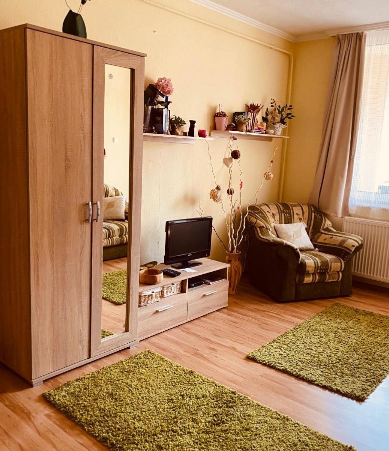 Victoria Apartman Eger Ngoại thất bức ảnh